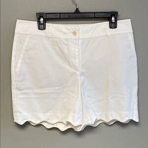 NWT Talbots White Bermuda Shorts – Size 8 – Casual Comfort Fit
